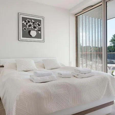 Apartment Pinea