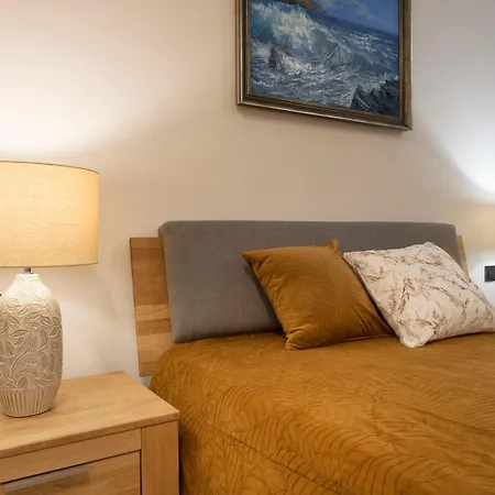 Pinea Apartment